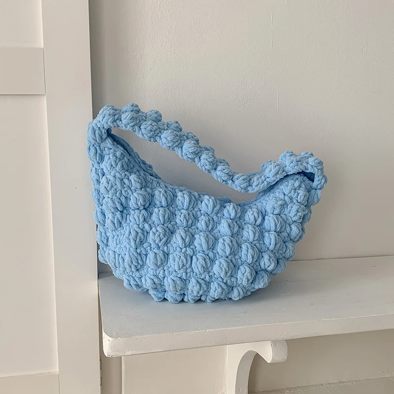 Handgemachte Tasche mit strukturierter Oberfläche Skanto