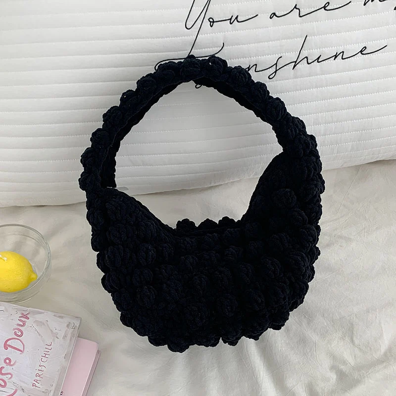 Handgemachte Tasche mit strukturierter Oberfläche Skanto