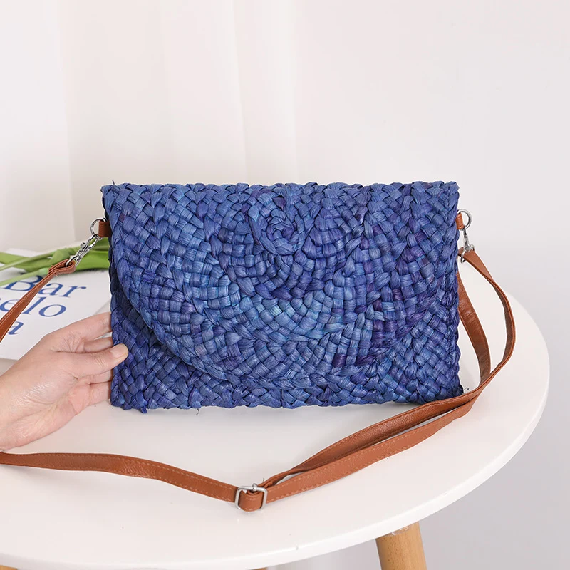 Handgemachte Korbtasche mit elegantem Wellenmuster Skanto