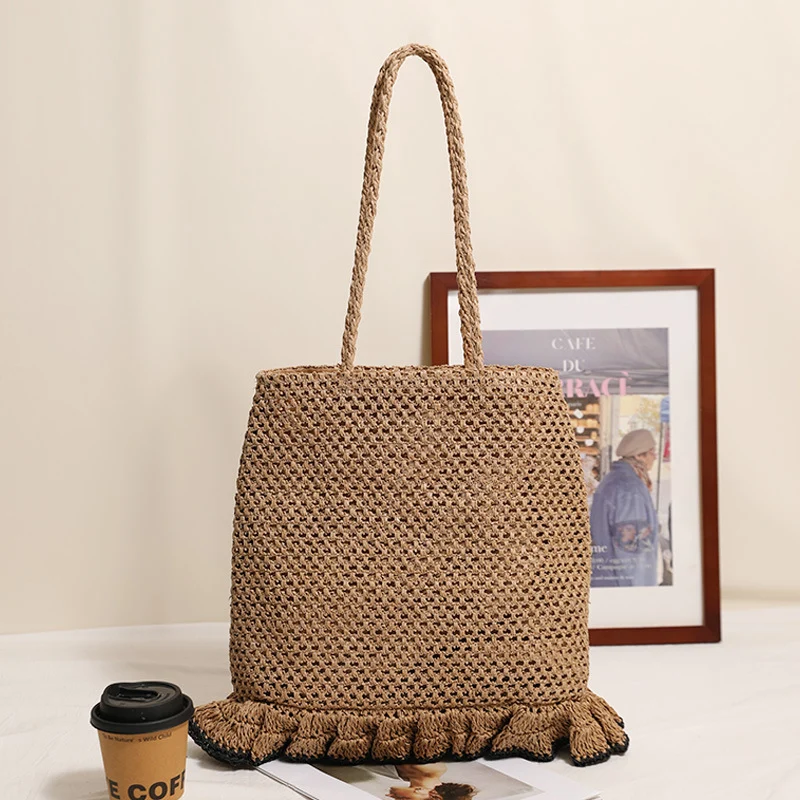Handgefertigte Strohtasche mit Fransenrand Skanto