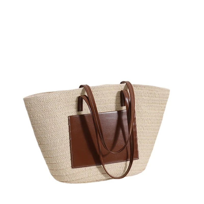 Elegante Strohtasche mit stilvollen Lederdetails Skanto