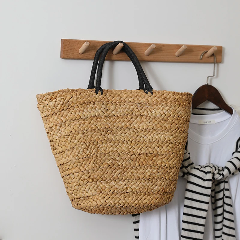 Elegante gewebte Tasche mit Kontrastgriff Skanto