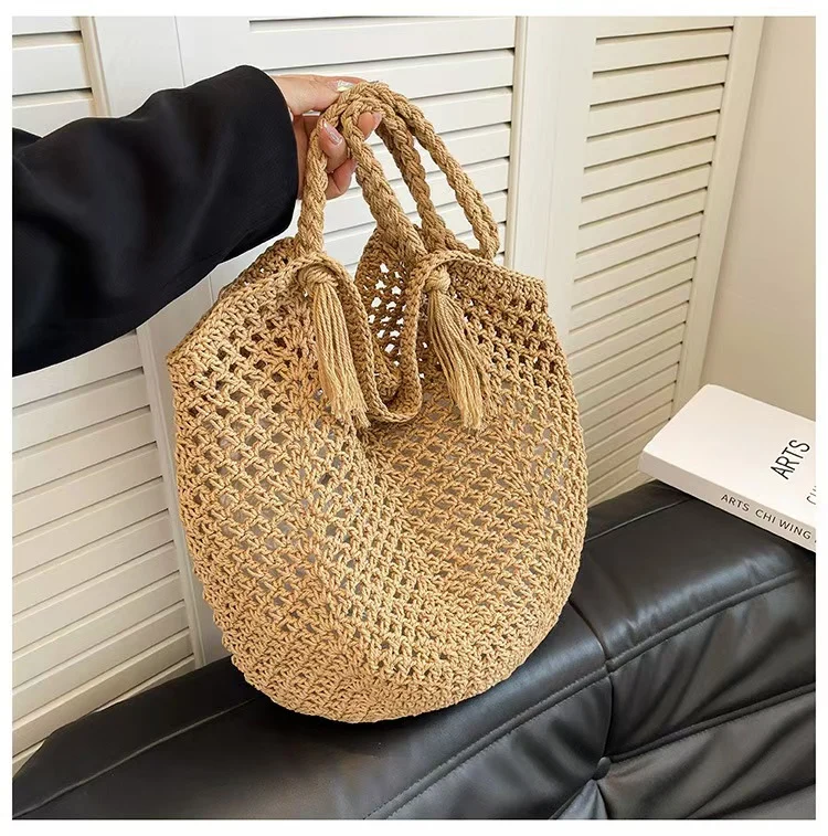 Handtasche mit moderner Makramee-Struktur Skanto
