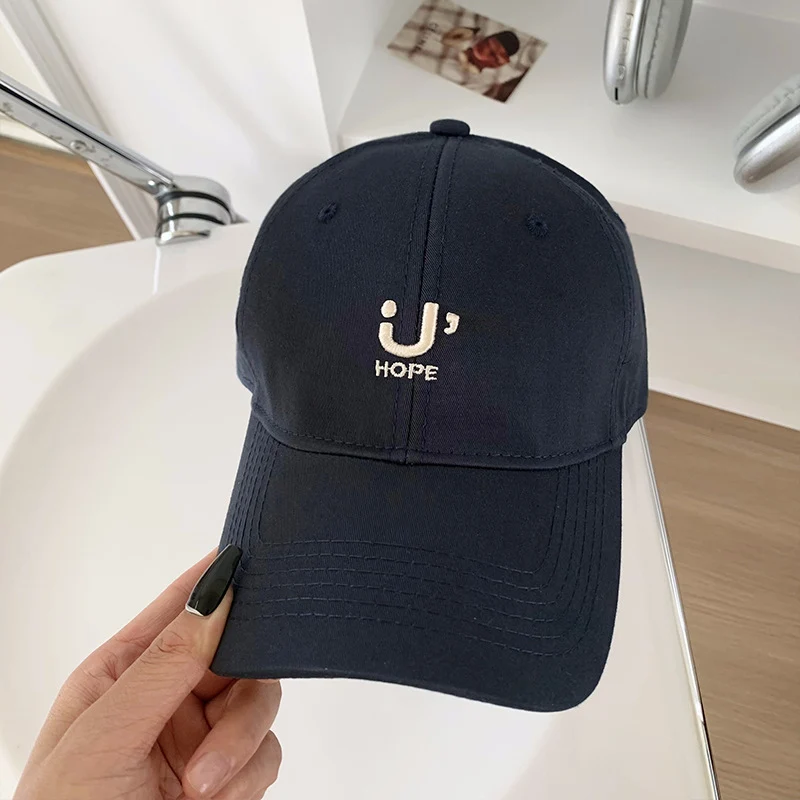 Bestickte Sportkappe für Damen Skanto