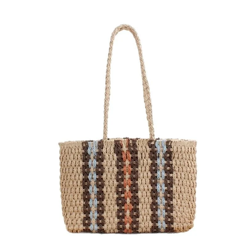 Handtasche aus geflochtenem Naturmaterial mit farbigen Akzenten Skanto