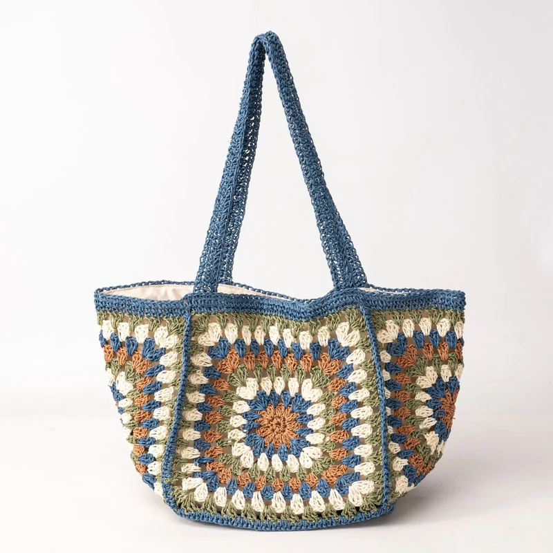 Handgemachte Strandtasche im geometrischen Design Skanto
