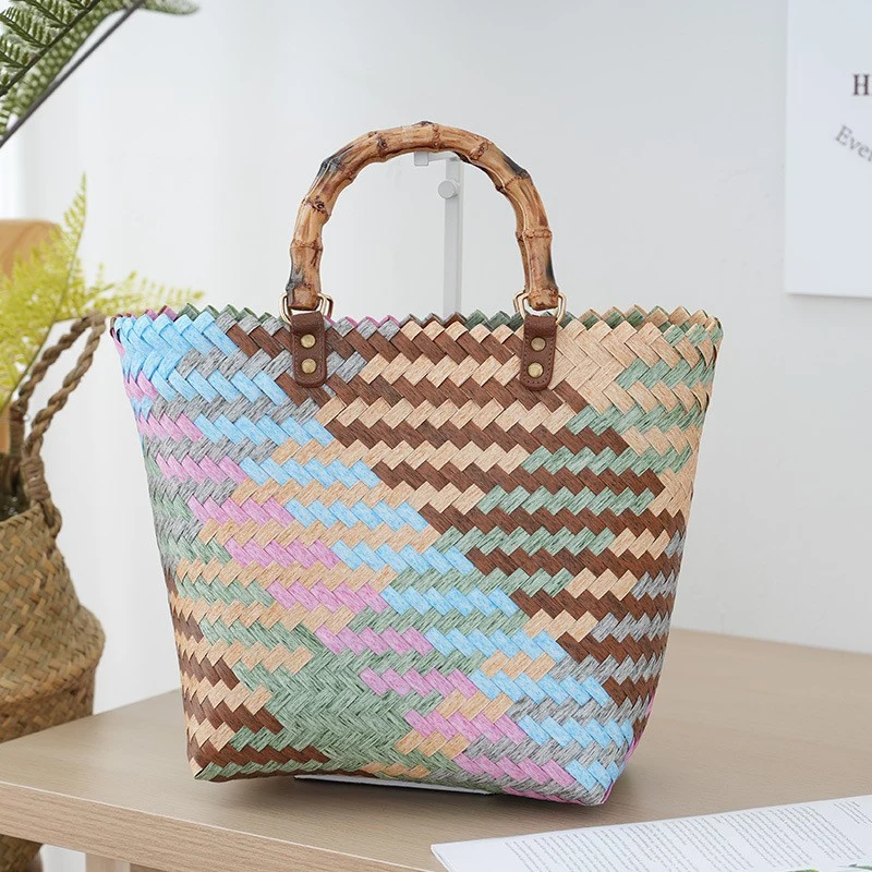 Handtasche aus gewebtem Material mit Bambusgriff Skanto