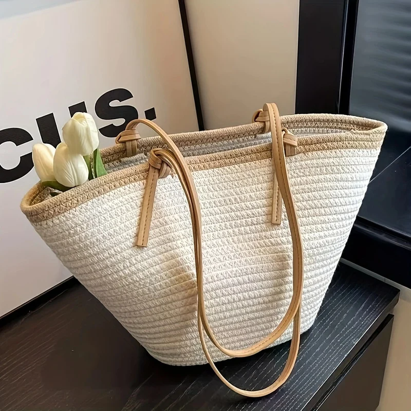 Geräumige Strandtasche mit verstärktem Boden und pflegeleichtem Material Skanto