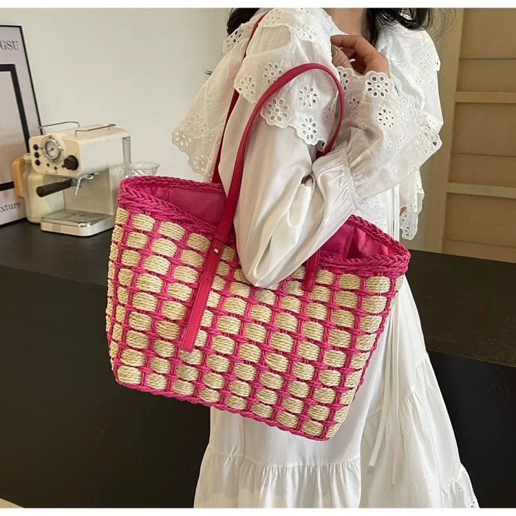 Geräumige Handtasche mit geflochtenem Design Skanto