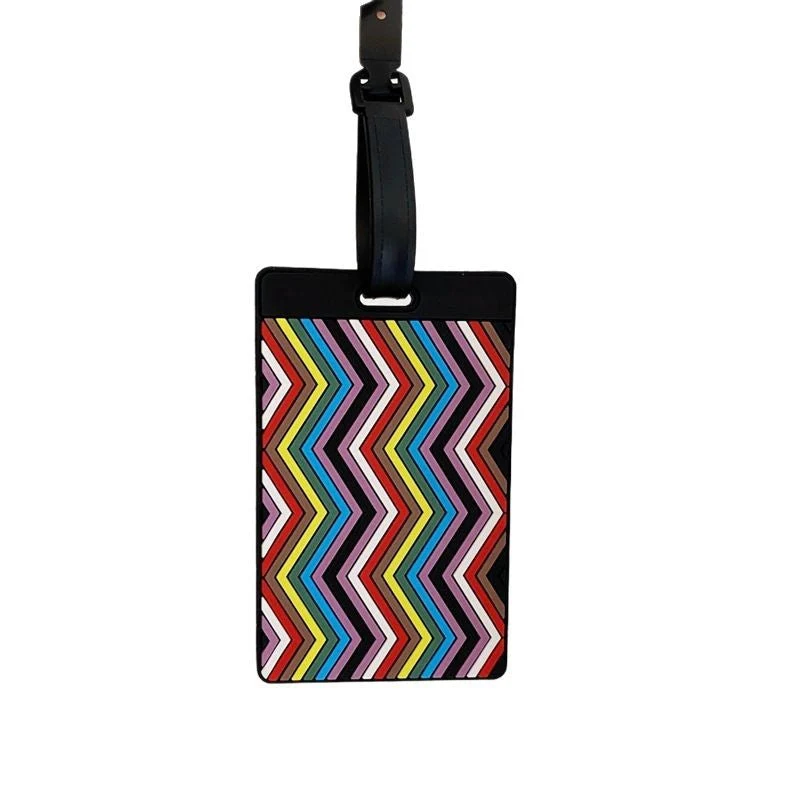Lebhafter Chevron-Muster Kofferanhänger Skanto