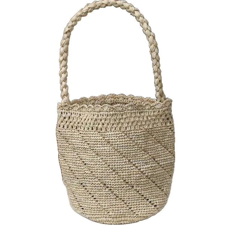 Handgefertigte Makramee-Tasche mit einzigartiger Textur Skanto