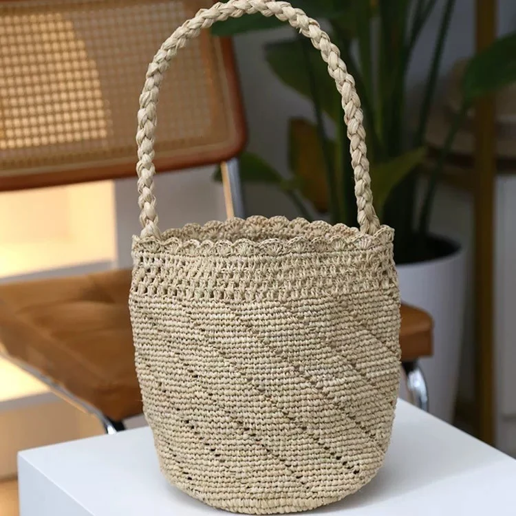 Handgefertigte Makramee-Tasche mit einzigartiger Textur Skanto