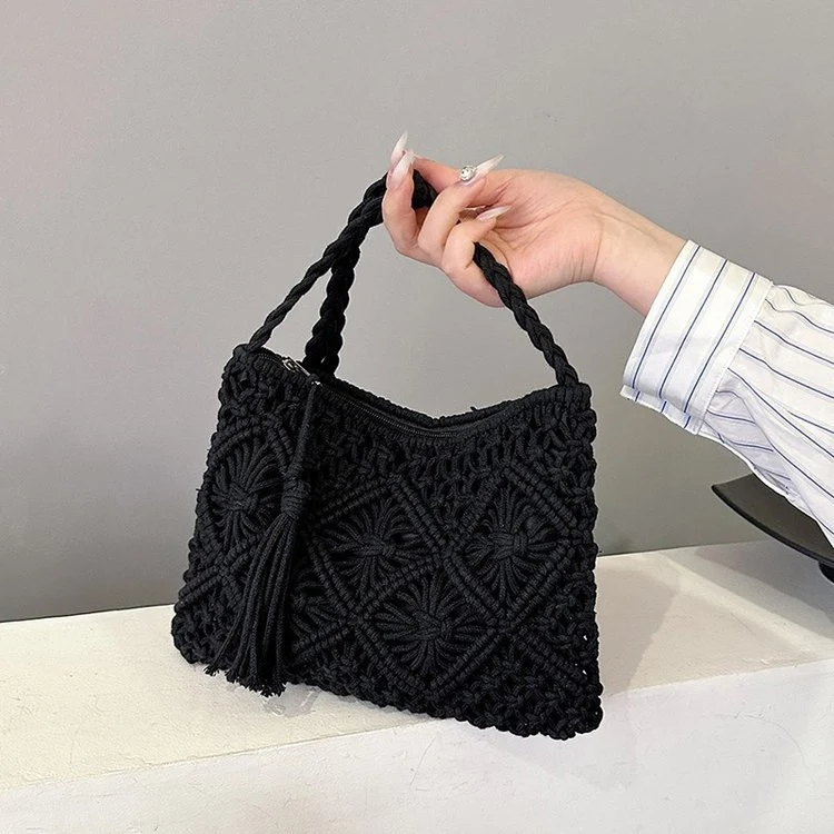 Makramee-Schultertasche mit künstlerischem Knotendesign Skanto