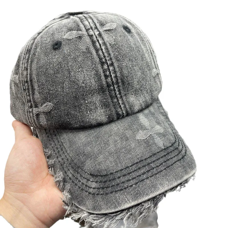 Damen Baseballkappe im Used-Look aus Jeans mit Fransen Skanto