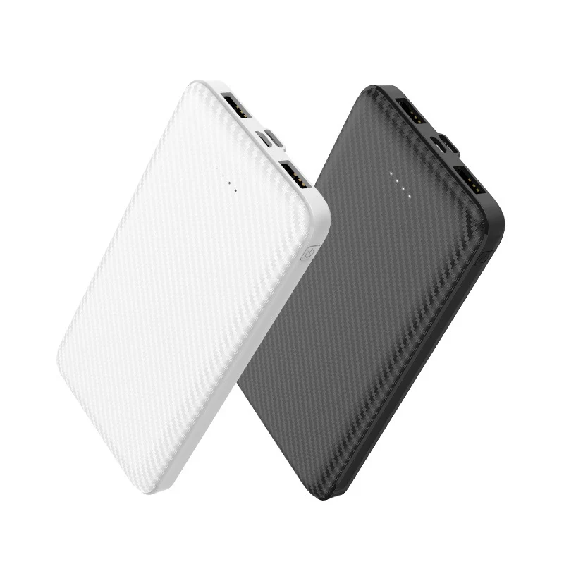 Leistungsstarke Powerbank mit zwei USB-Anschlüssen und Schnellladefunktion Skanto