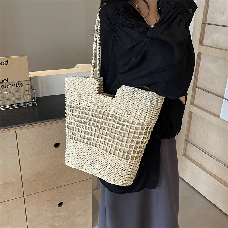 Korbtasche mit modernem Netz-Design Skanto