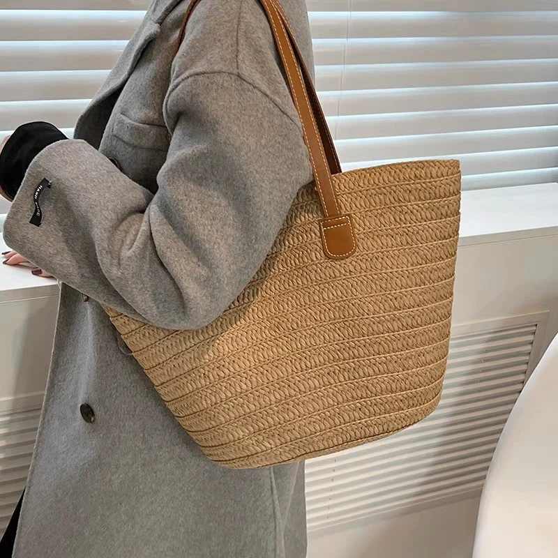 Designer-Tasche mit eleganten Kunstledergriffen Skanto