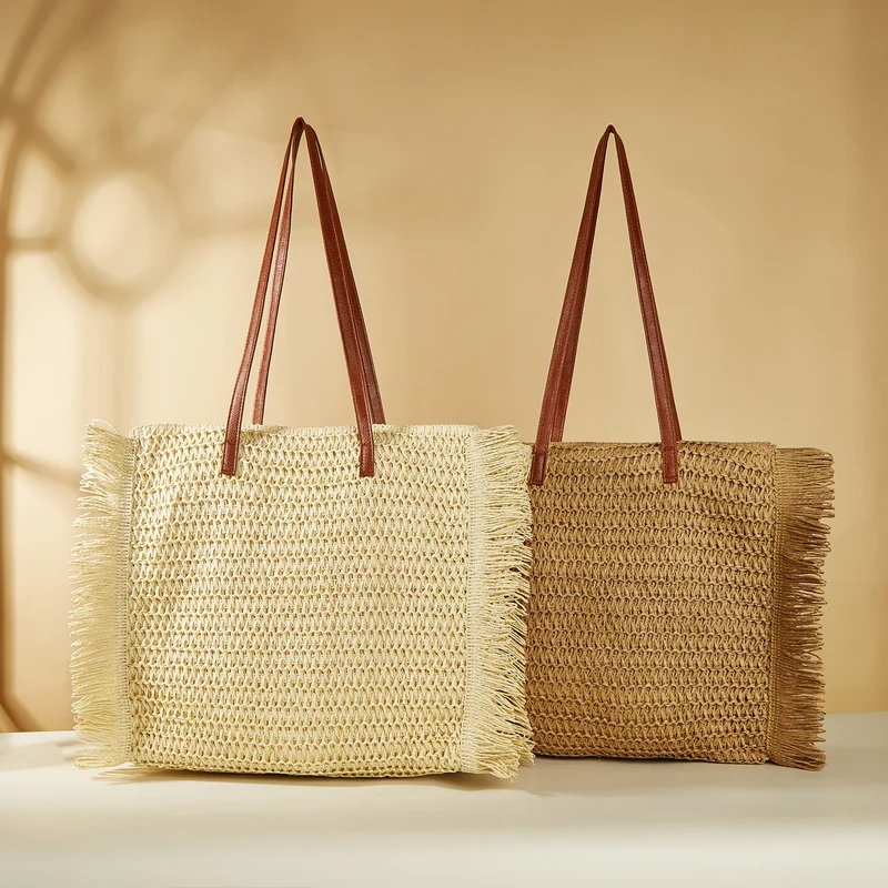 Bast-Strandtasche mit Fransen-Details Skanto