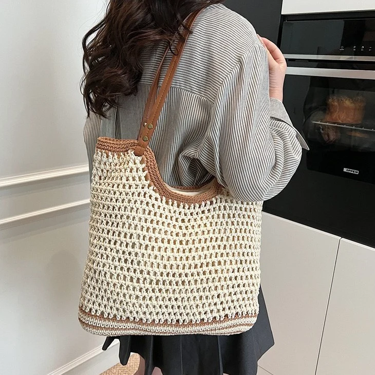 Handgewebte Strandtasche mit besonderen Details Skanto