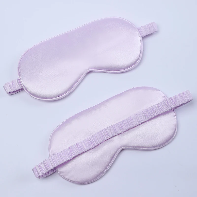 Seidenweiche Maske für Damen mit gepolstertem Augenbereich, verstellbarem Gummiband und Aufbewahrungsbeutel Skanto