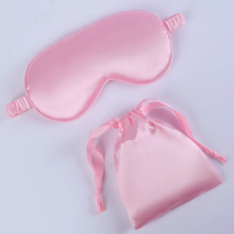Seidenweiche Maske für Damen mit gepolstertem Augenbereich, verstellbarem Gummiband und Aufbewahrungsbeutel Skanto