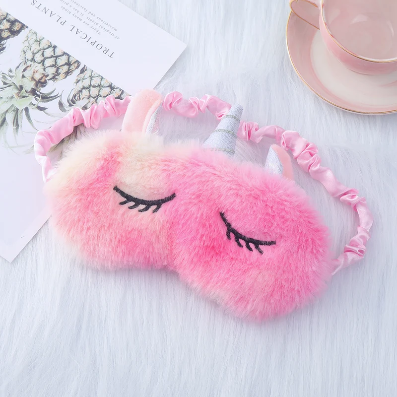 Plüschgefüllte Einhorn-Schlafmaske für Damen mit 3D-Horn, gestickten Wimpern und verstellbarem Satinband Skanto