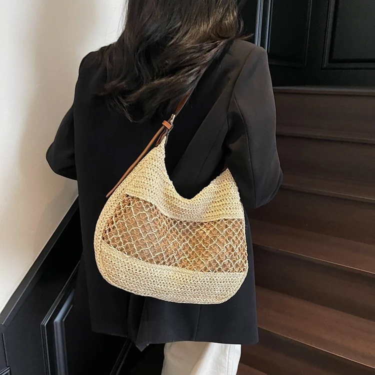 Handgeknüpfte Crossover-Tasche mit Lederakzenten Skanto