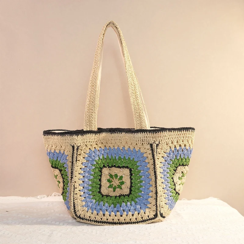 Schultertasche mit einzigartigem Granny Square Design Skanto