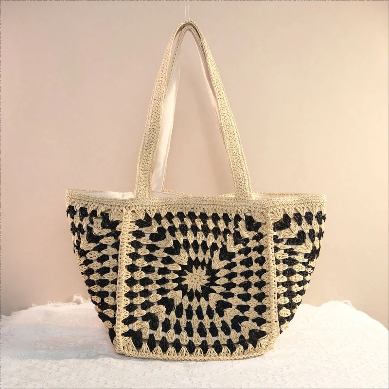 Schultertasche mit einzigartigem Granny Square Design Skanto