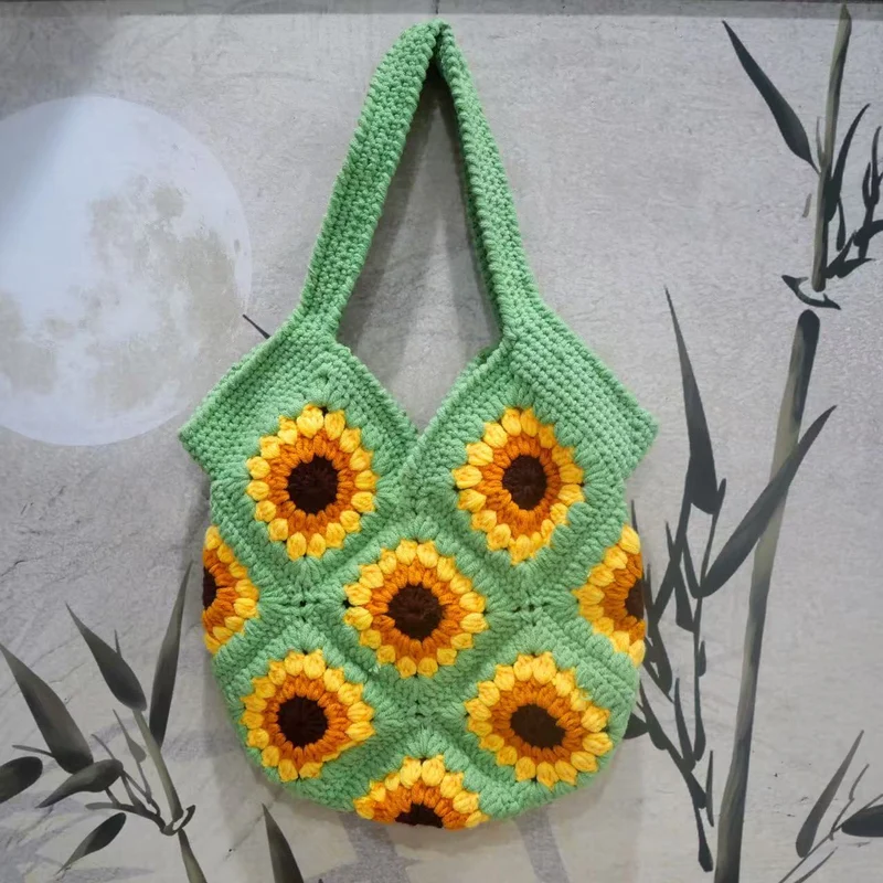 Handgemachte Makramee-Tasche mit Blumenmuster Skanto