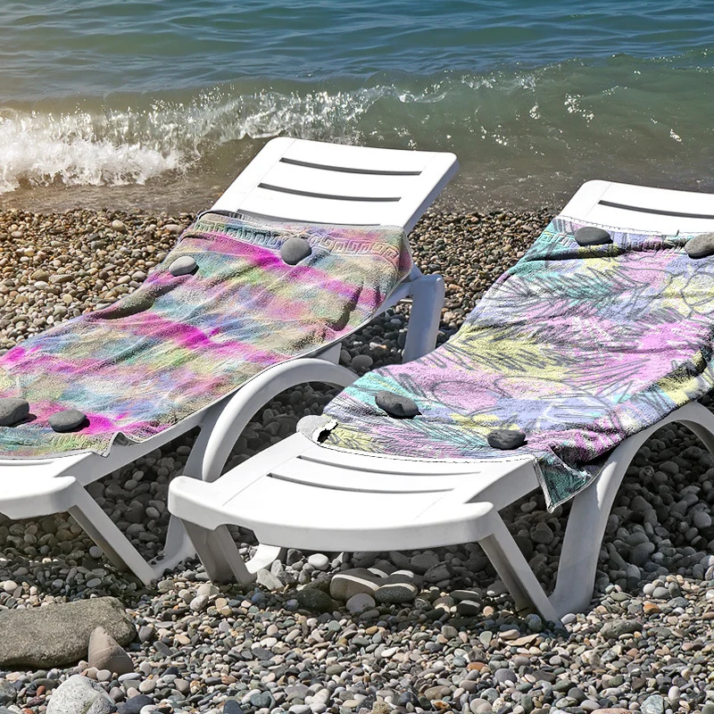 Strandtuch aus hautfreundlicher Mikrofaser mit kreativem Mustermix Skanto