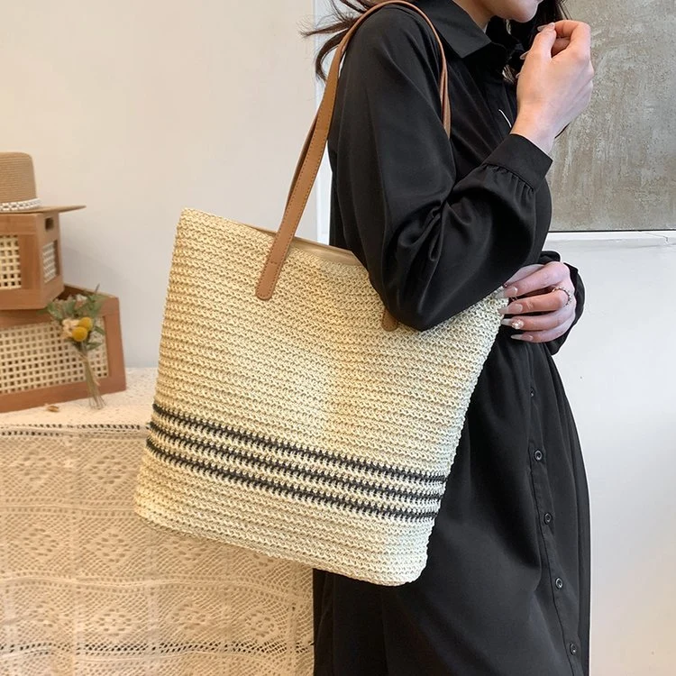 Geräumige Strandtasche mit strapazierfähigem Kunstledergriff Skanto