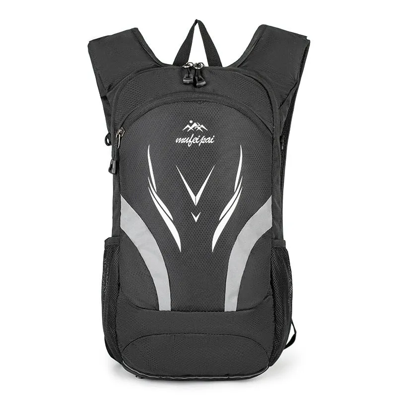Leichter Unisex Trinkrucksack mit integriertem Trinksystem, atmungsaktivem Netzrücken und seitlichen Netztaschen Skanto