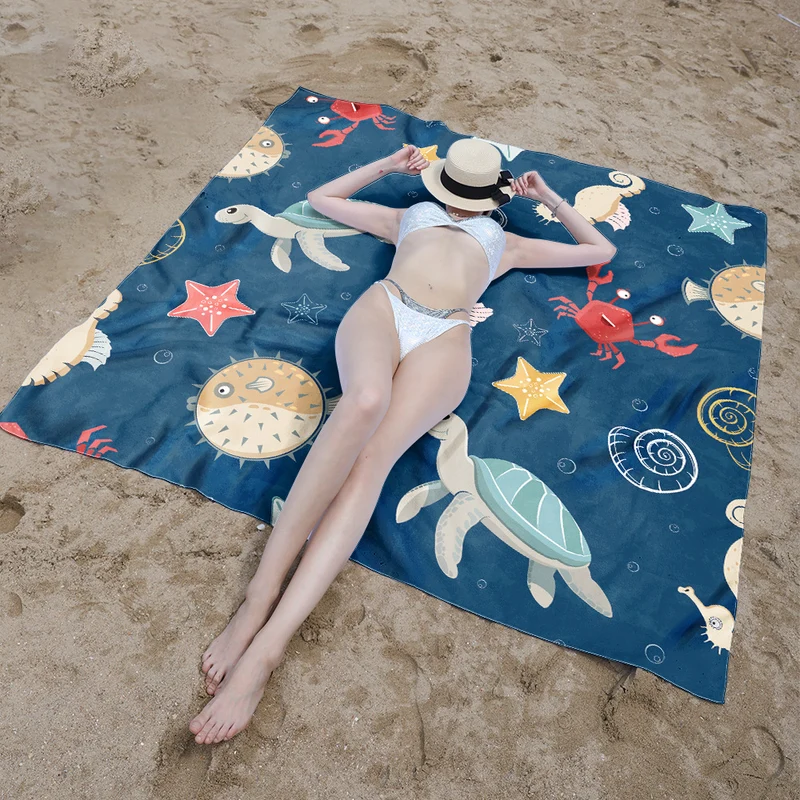 Stranddecke mit farbenfrohem Schildkrötenmuster Skanto