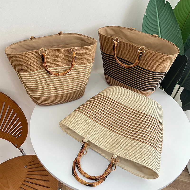 Stilvolle Strohtasche mit hochwertigem Holzgriff Skanto