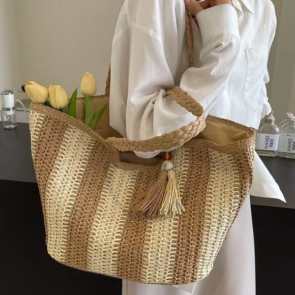 Designer-Strandtasche mit strukturierter Webart Skanto