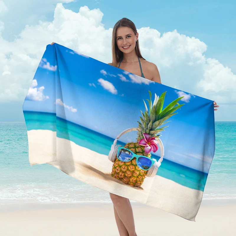 Strandtuch mit exotischem Palmenmuster und weicher Mikrofaser-Qualität Skanto