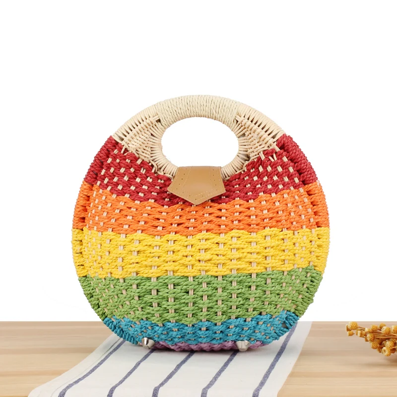Runde Strohtasche mit elegantem Ledergriff Skanto