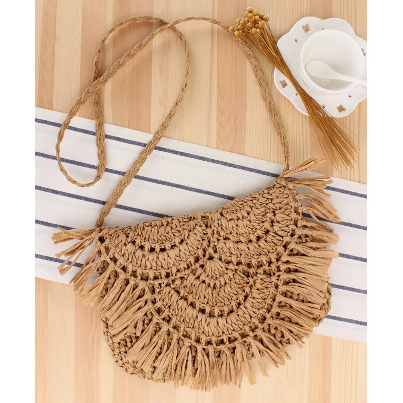 Handgefertigte Makramee-Crossbody-Tasche mit Fransen-Design Skanto