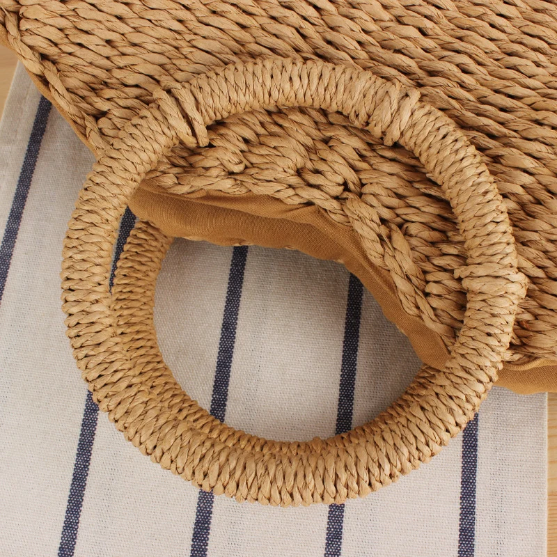 Geflochtene Strandtasche mit runden Griffen Skanto
