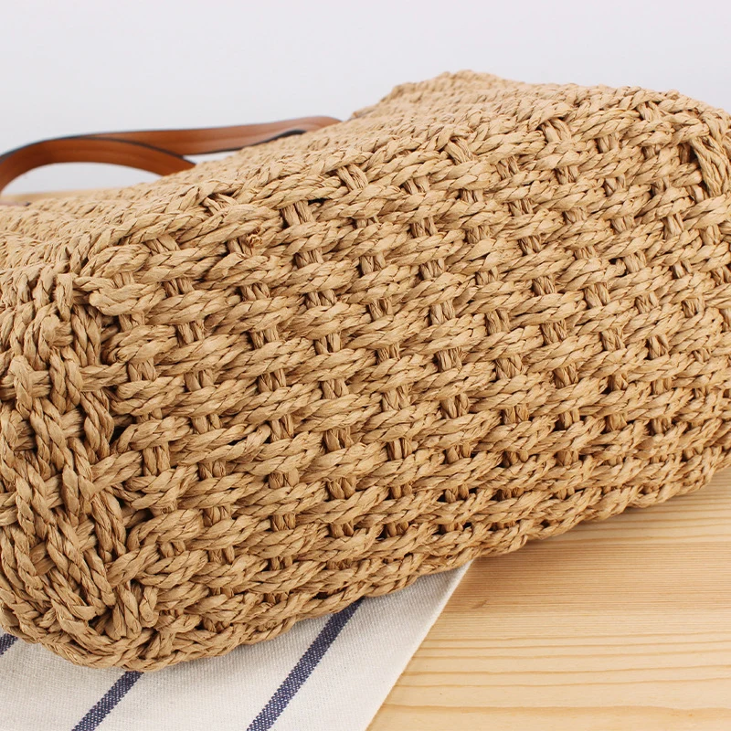 Robuste Raffia-Tragetasche mit stabilen Ledergriffen Skanto