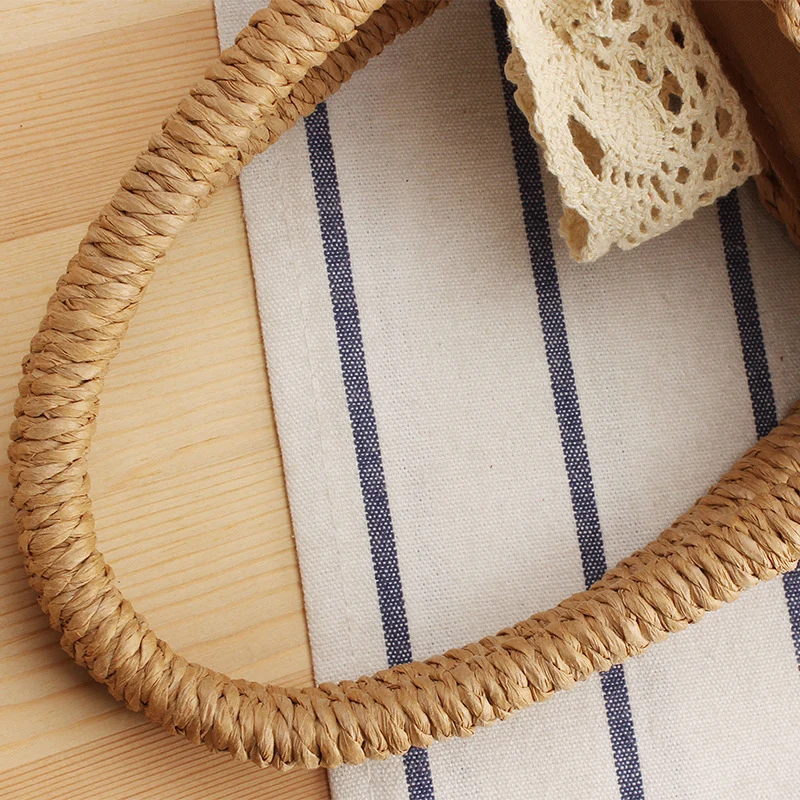Handgefertigte Raffia-Tasche mit eleganter Spitze Skanto
