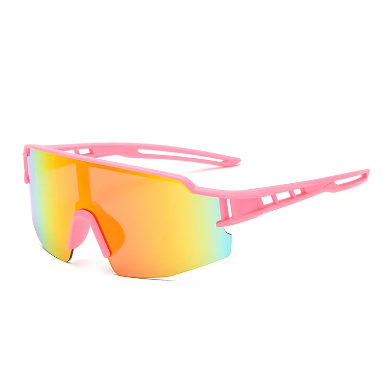 Unisex Skanto Sport-Wrap-Sonnenbrille mit ultraleichter Polycarbonat-Linse und rutschfesten Nasenpads