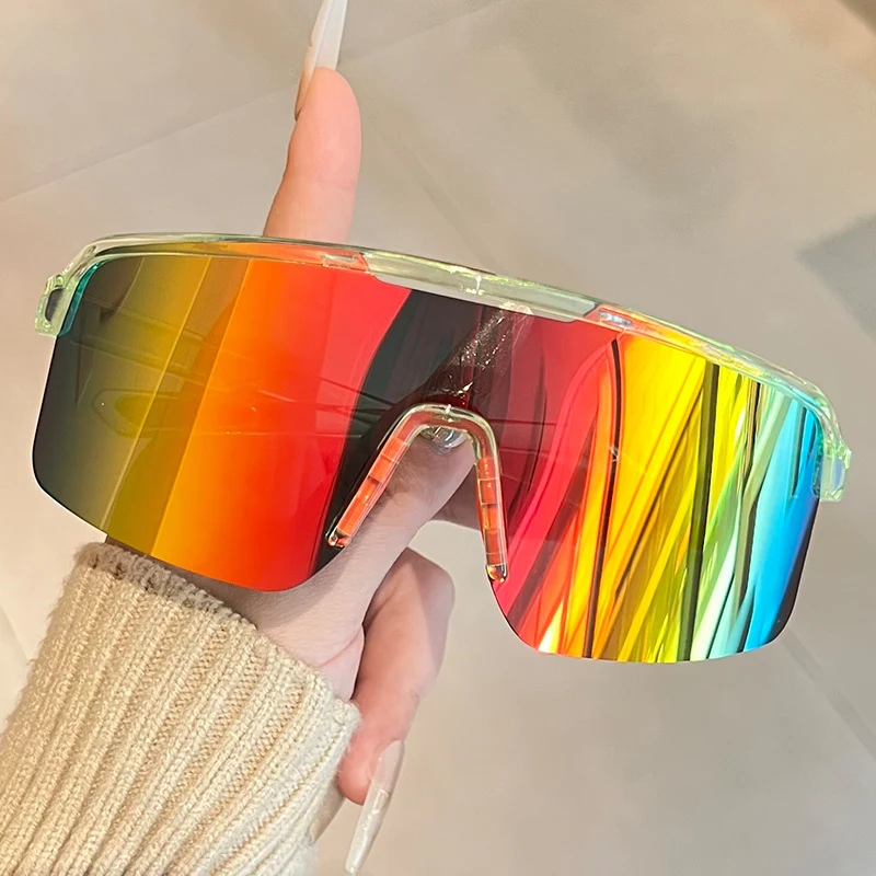 Unisex Skanto Sportliche Shield-Sonnenbrille mit Vollvisierlinse und rutschfesten Nasenpads Skanto
