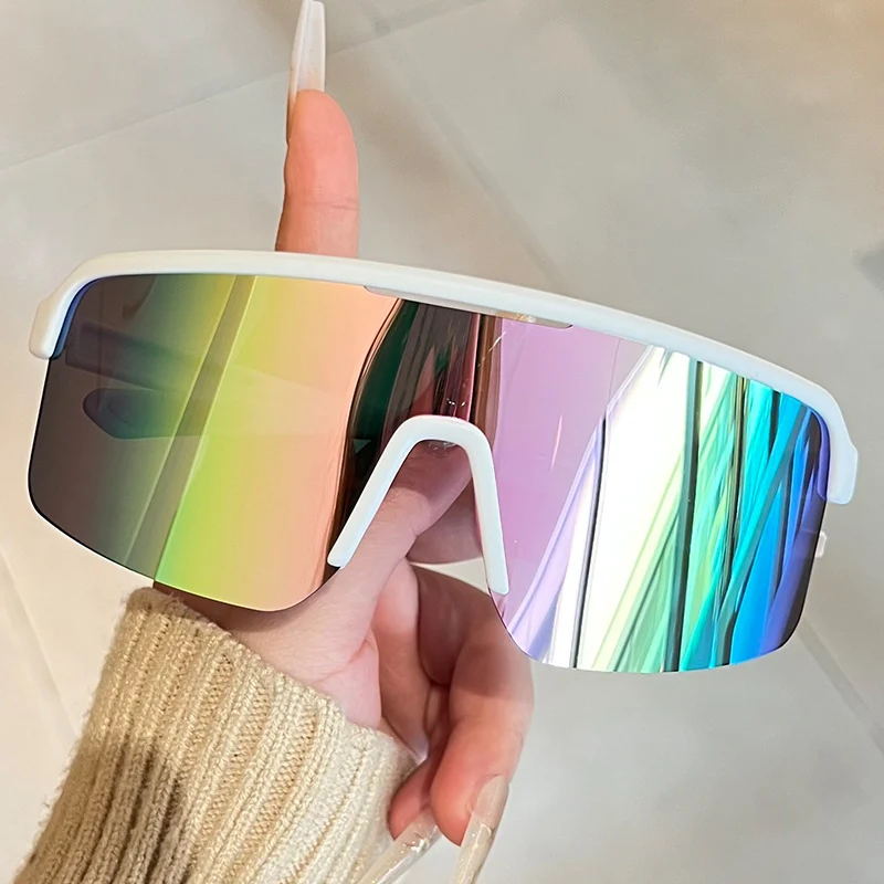 Unisex Skanto Sportliche Shield-Sonnenbrille mit Vollvisierlinse und rutschfesten Nasenpads Skanto