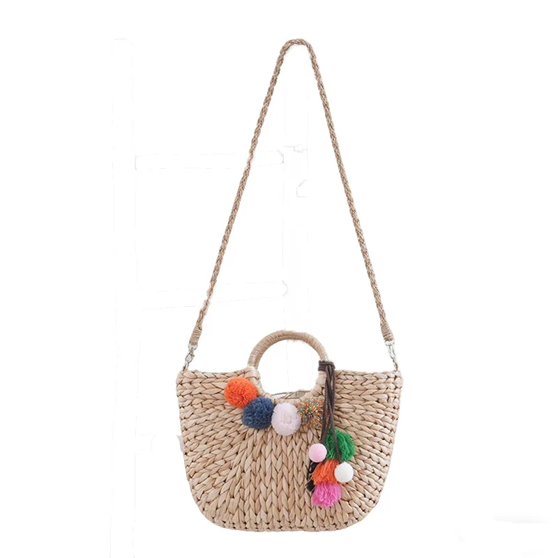 Korbtasche mit bunten Pompons Skanto