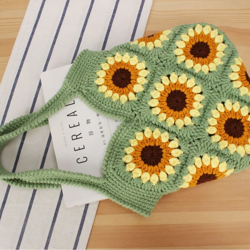 Kreative Häkeltasche mit einzigartigem Sonnenblumenmuster Skanto
