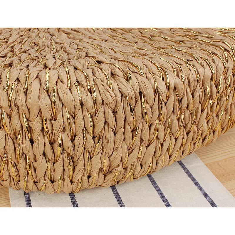 Geflochtene Abendtasche mit elegantem Holzgriff Skanto