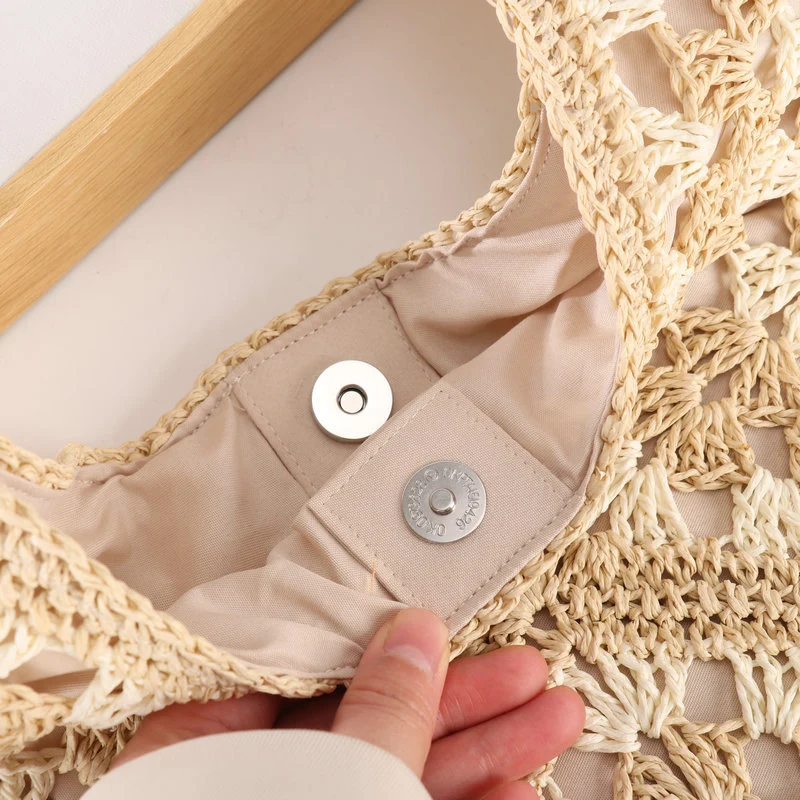 Handgefertigte Makramee-Schultertasche im stilvollen Design Skanto