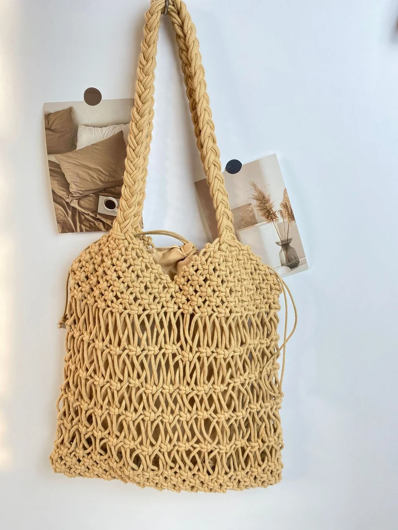 Handgestrickte Tragetasche und Strandtasche Skanto